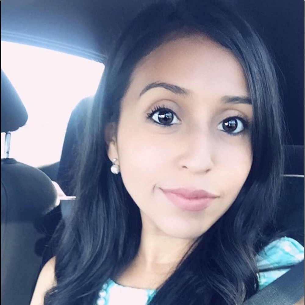 Meet your Posher, Reveca